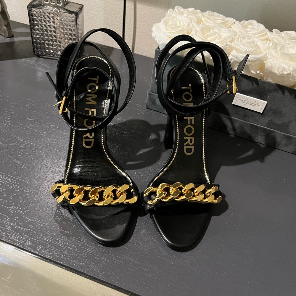 Tom Ford Heels - Smooth Leather Chain Ankle Wrap Sandals - Picture 2 of 8